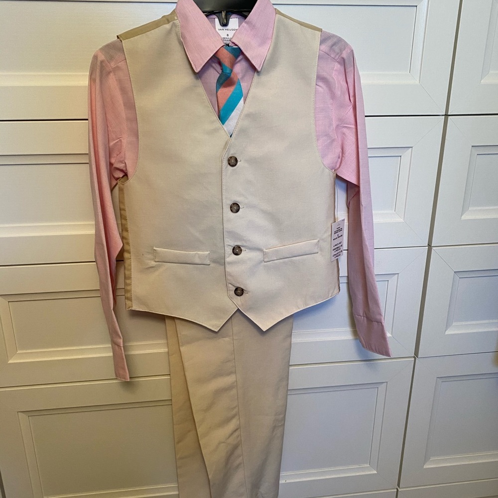 4 piece Van Heusen dress pant and vest